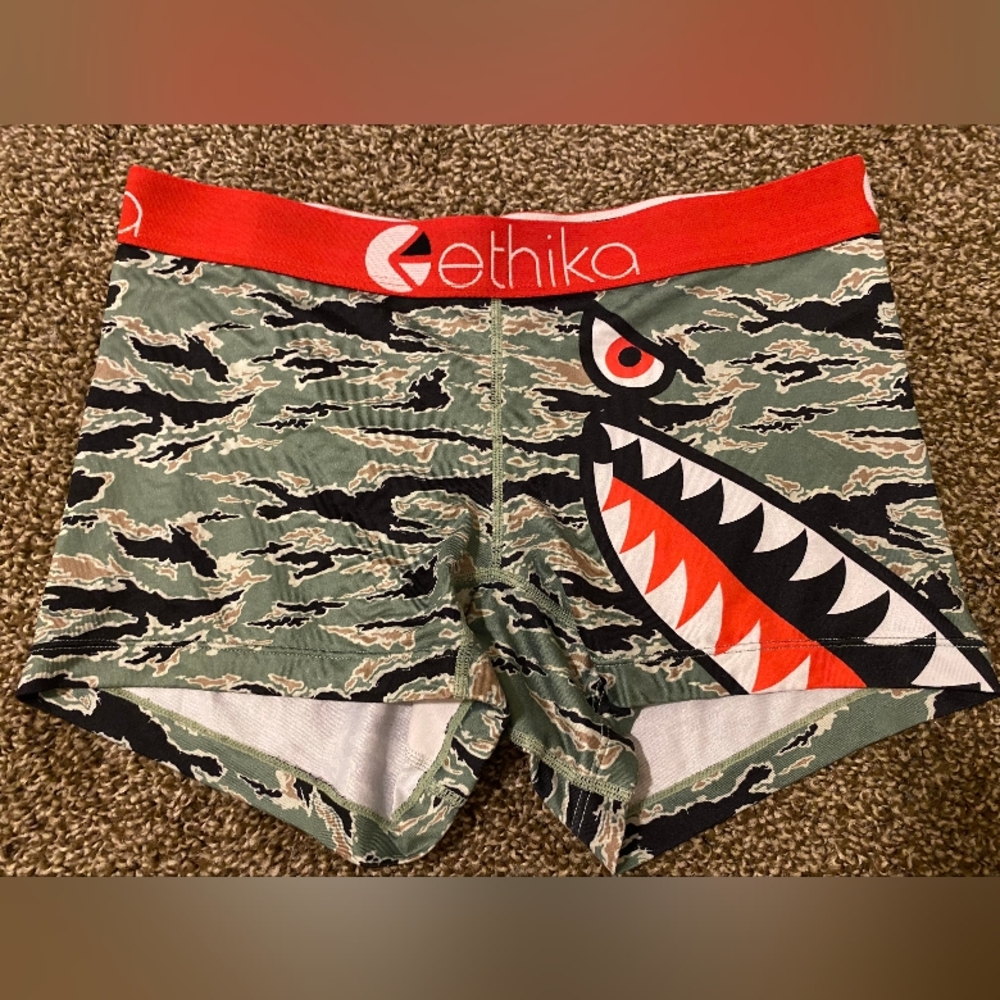 Ethika shorts
